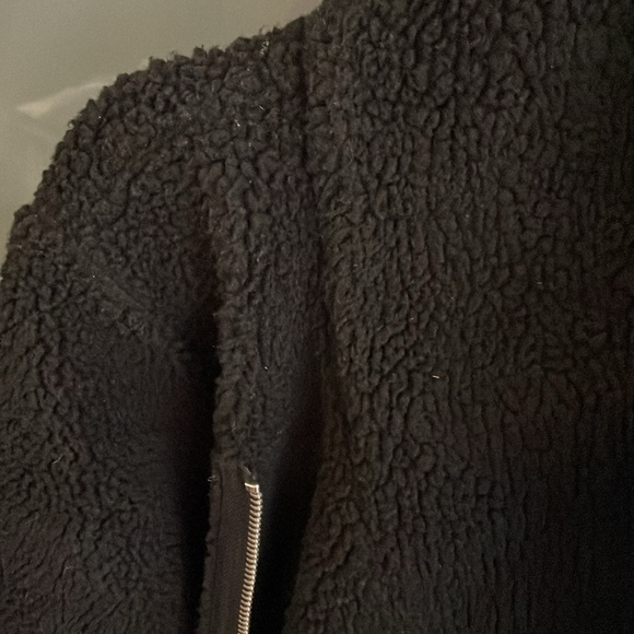 H&M soft fuzzy winter jacket with asymmetrical zip - Picture 4 of 5